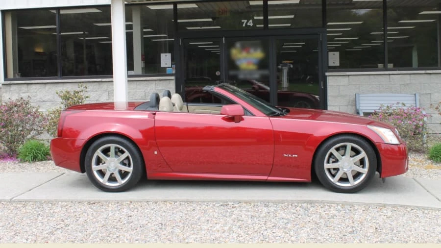 2008 Cadillac XLR - Image 2 of 15