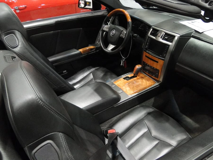 2008 Cadillac XLR - Image 3 of 4
