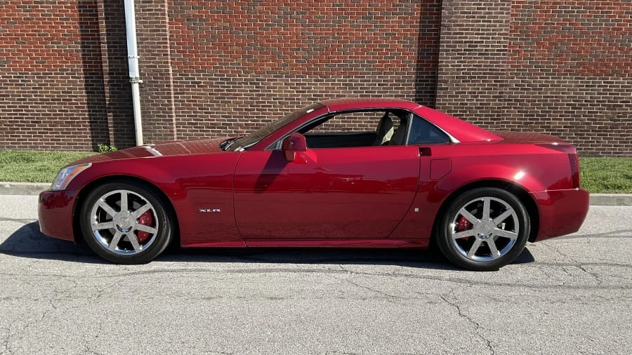 2008 Cadillac XLR - Image 4 of 12