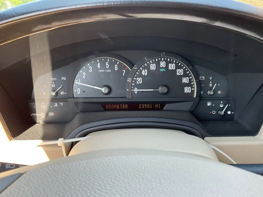 2008 Cadillac XLR - Image 7 of 12