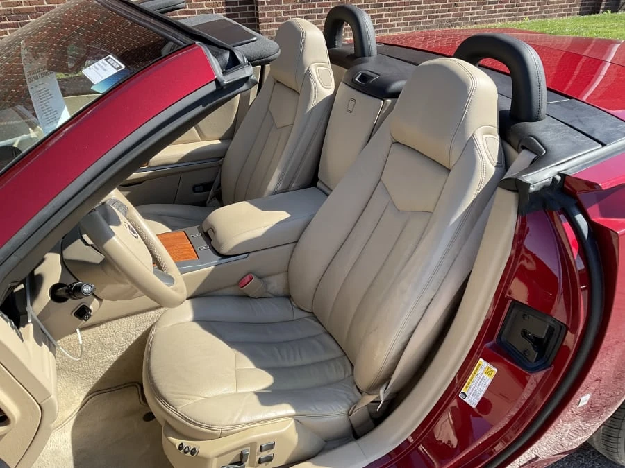 2008 Cadillac XLR - Image 6 of 12