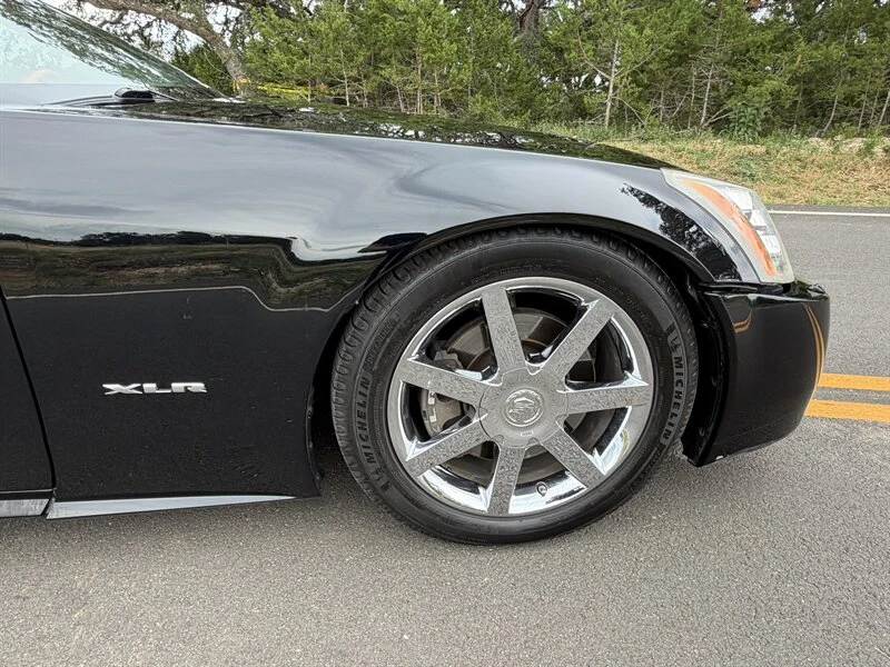 2008 Cadillac XLR - Image 9 of 16