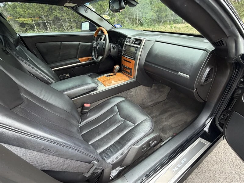 2008 Cadillac XLR - Image 13 of 16