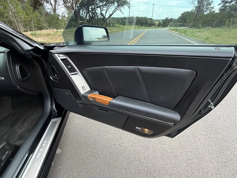 2008 Cadillac XLR - Image 12 of 16