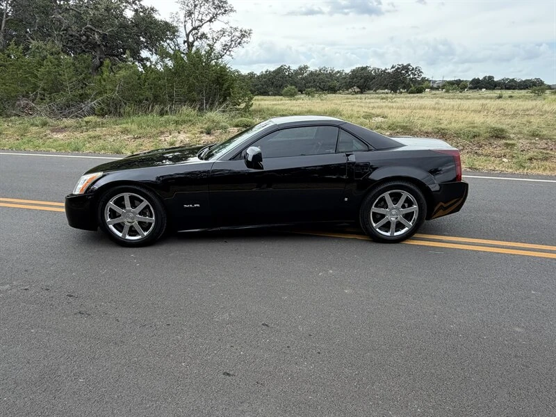 2008 Cadillac XLR - Image 2 of 16