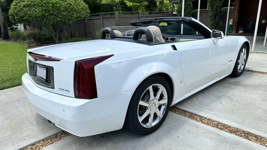 2008 Cadillac XLR - Image 3 of 14