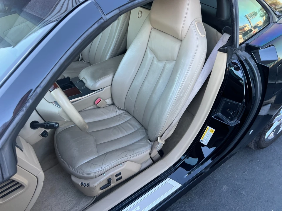 2008 Cadillac XLR - Image 15 of 21