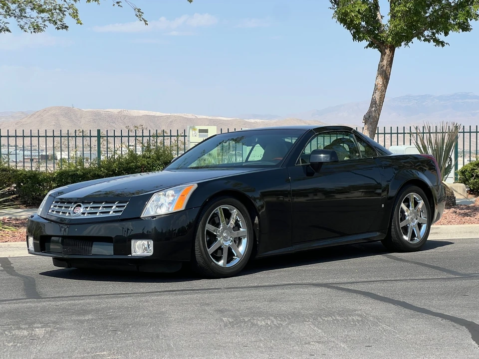 2008 Cadillac XLR - Image 3 of 21