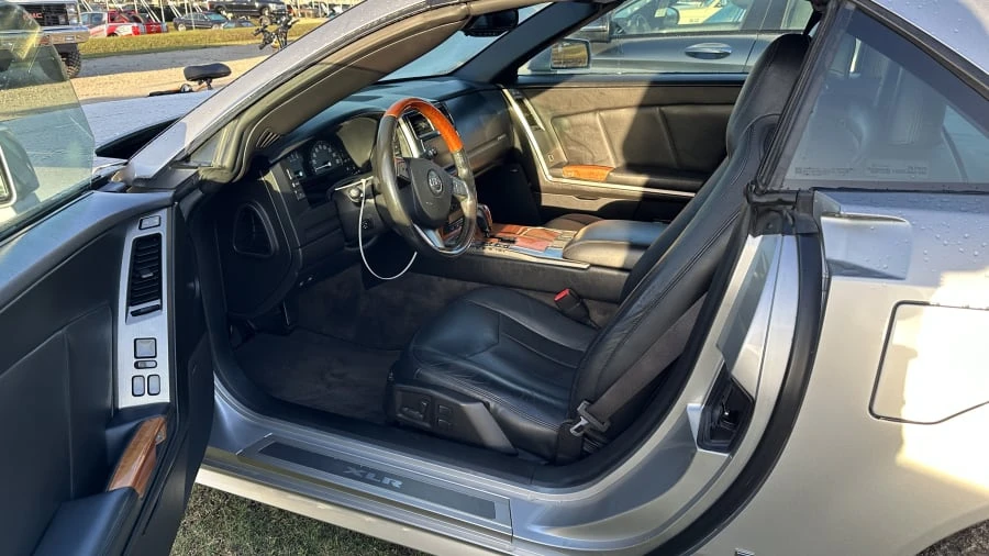2008 Cadillac XLR - Image 7 of 15