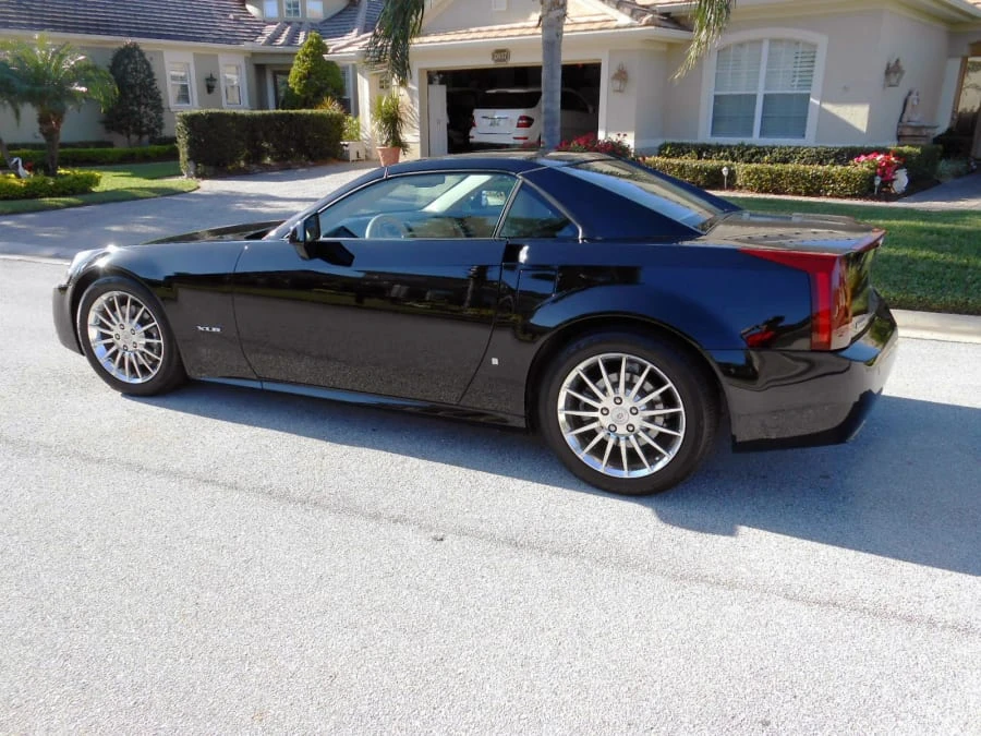 2008 Cadillac XLR - Image 2 of 8
