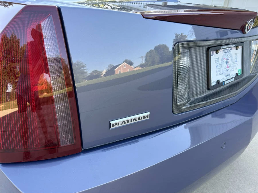 2008 Cadillac XLR - Image 17 of 31