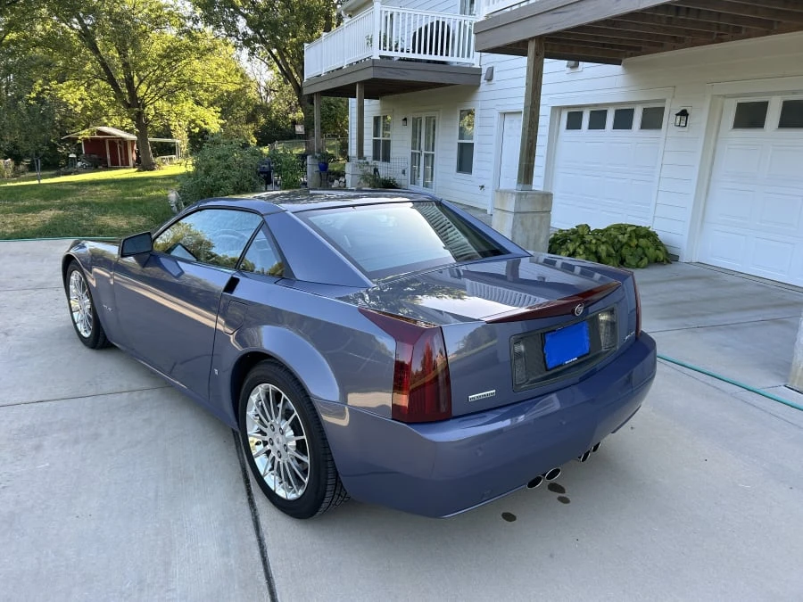 2008 Cadillac XLR - Image 8 of 31