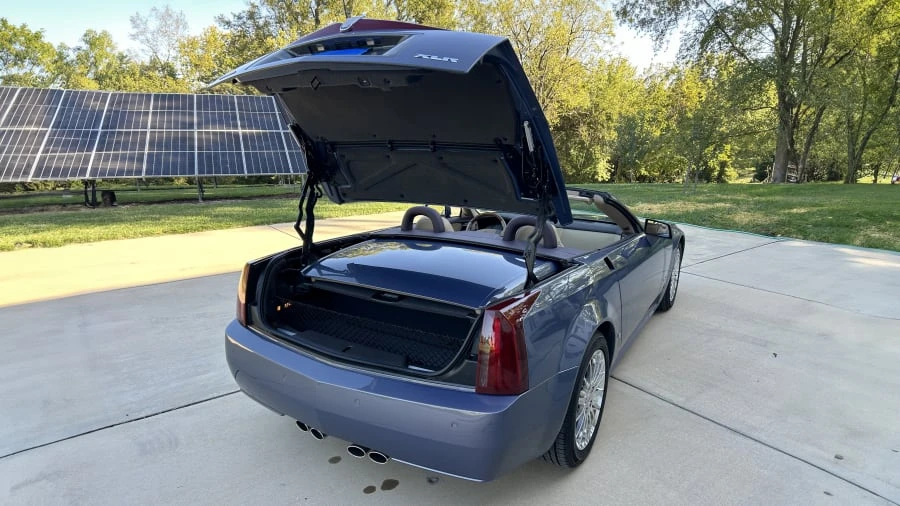 2008 Cadillac XLR - Image 29 of 31