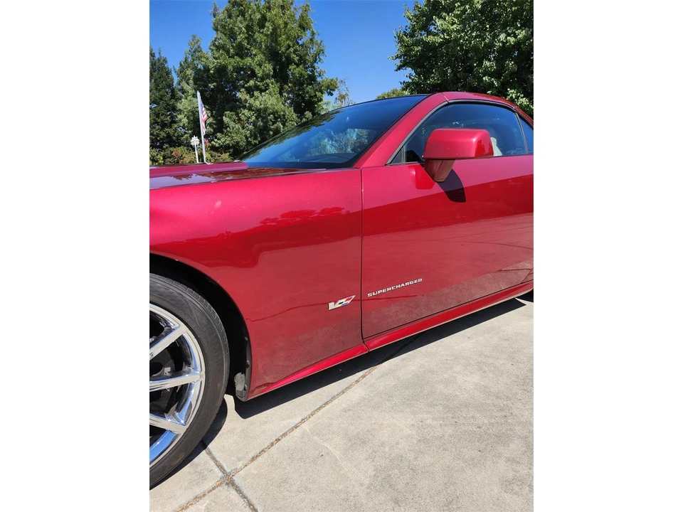2008 Cadillac XLR-V - Image 4 of 23
