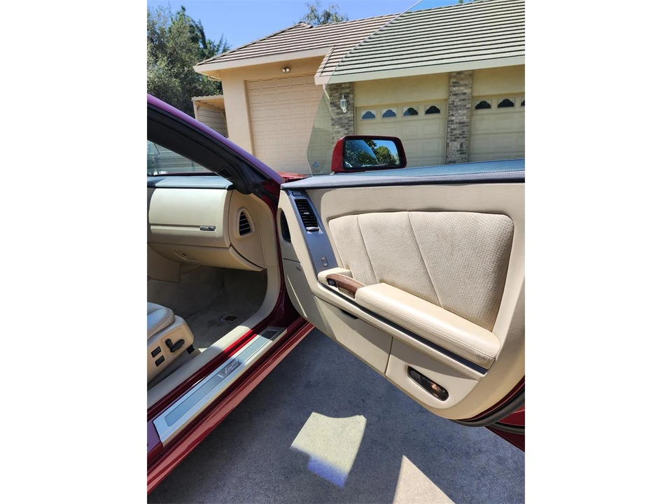 2008 Cadillac XLR-V - Image 14 of 23