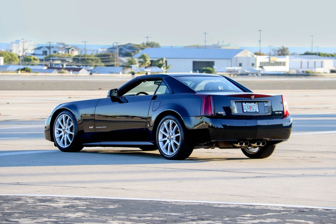 2008 Cadillac XLR-V - Image 21 of 31