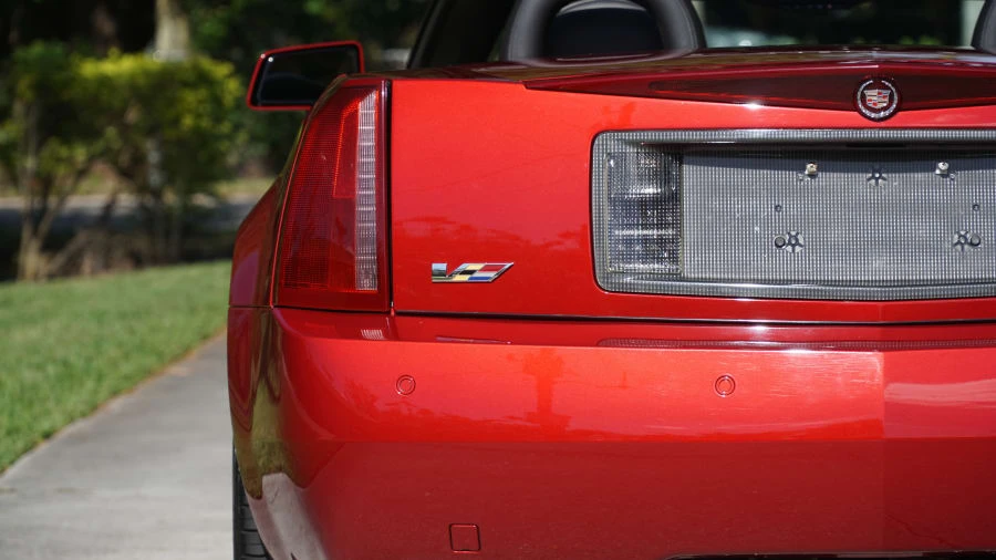 2008 Cadillac XLR-V - Image 16 of 24