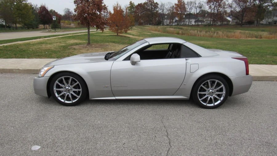 2008 Cadillac XLR-V - Image 8 of 10