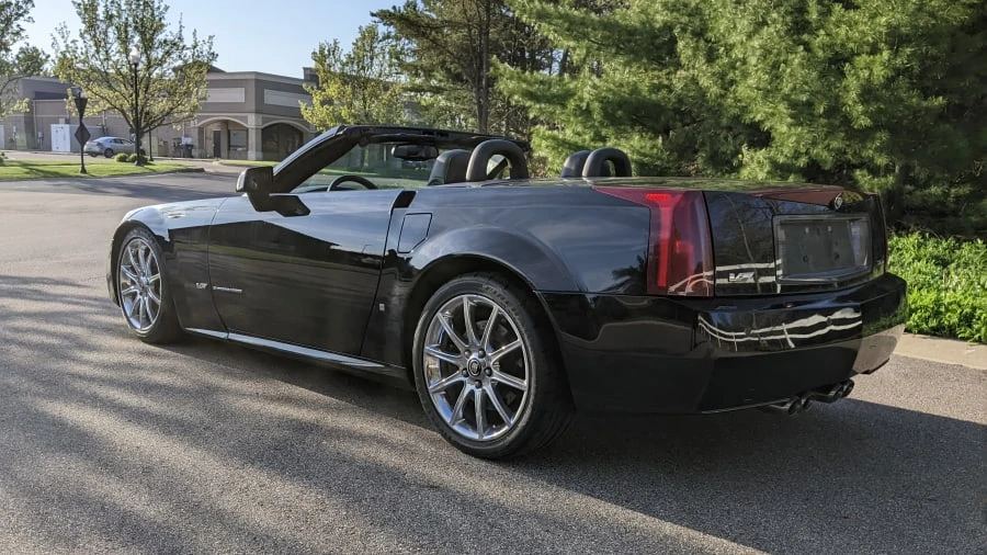 2008 Cadillac XLR-V - Image 5 of 12