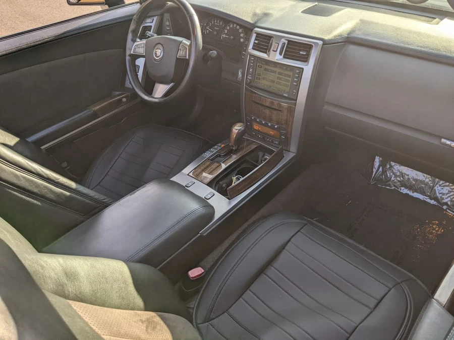 2008 Cadillac XLR-V - Image 9 of 12
