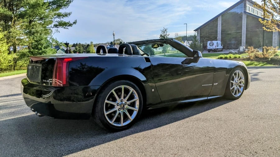 2008 Cadillac XLR-V - Image 2 of 12