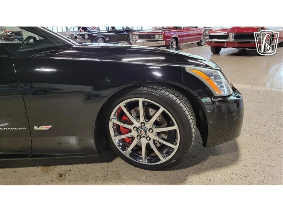 2008 Cadillac XLR-V - Image 25 of 31