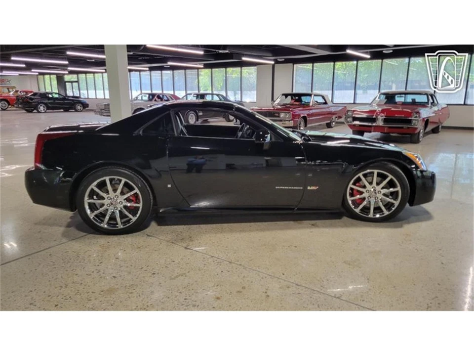 2008 Cadillac XLR-V - Image 21 of 31