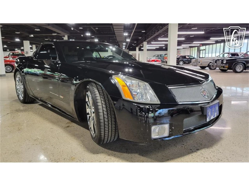2008 Cadillac XLR-V - Image 26 of 31