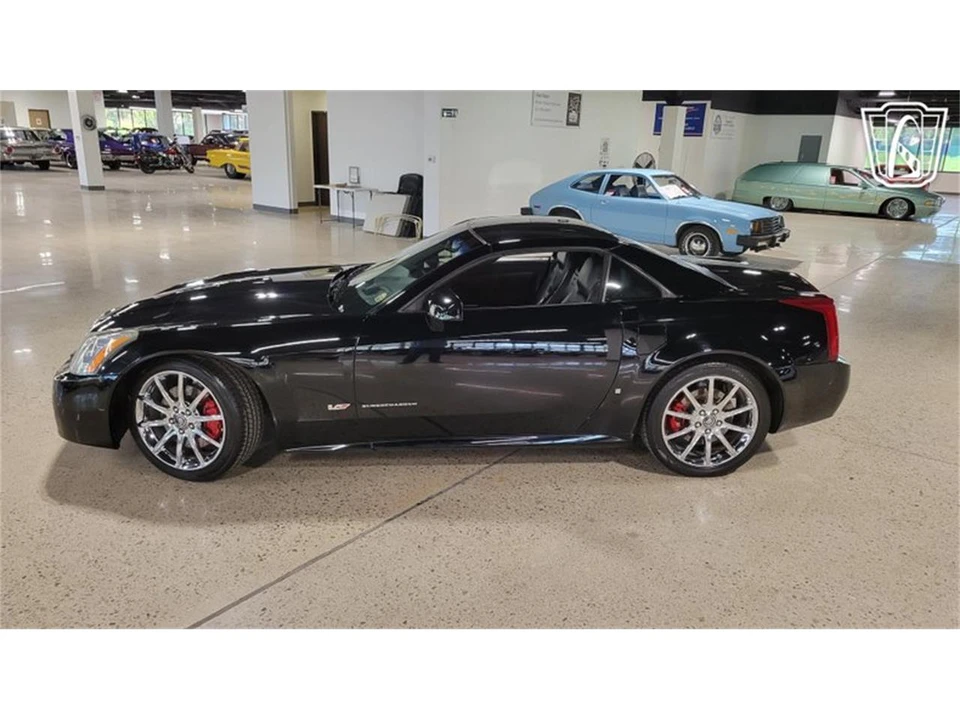 2008 Cadillac XLR-V - Image 7 of 31