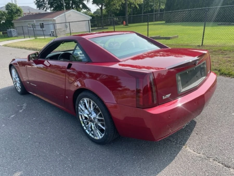 2008 Cadillac XLR-V - Image 18 of 29
