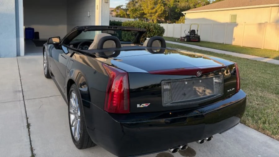 2008 Cadillac XLR-V - Image 8 of 14