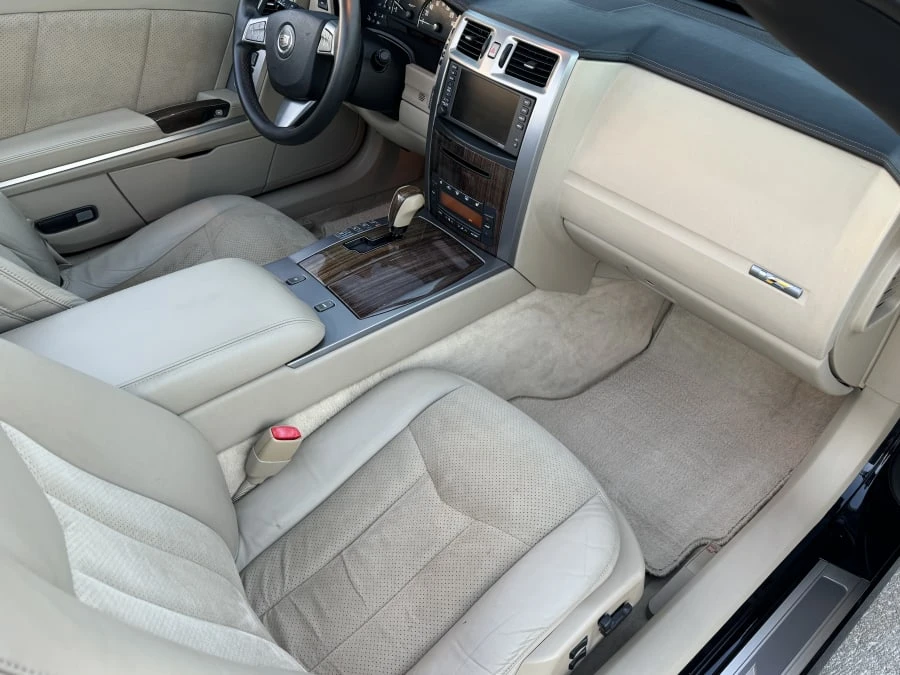 2008 Cadillac XLR-V - Image 10 of 12