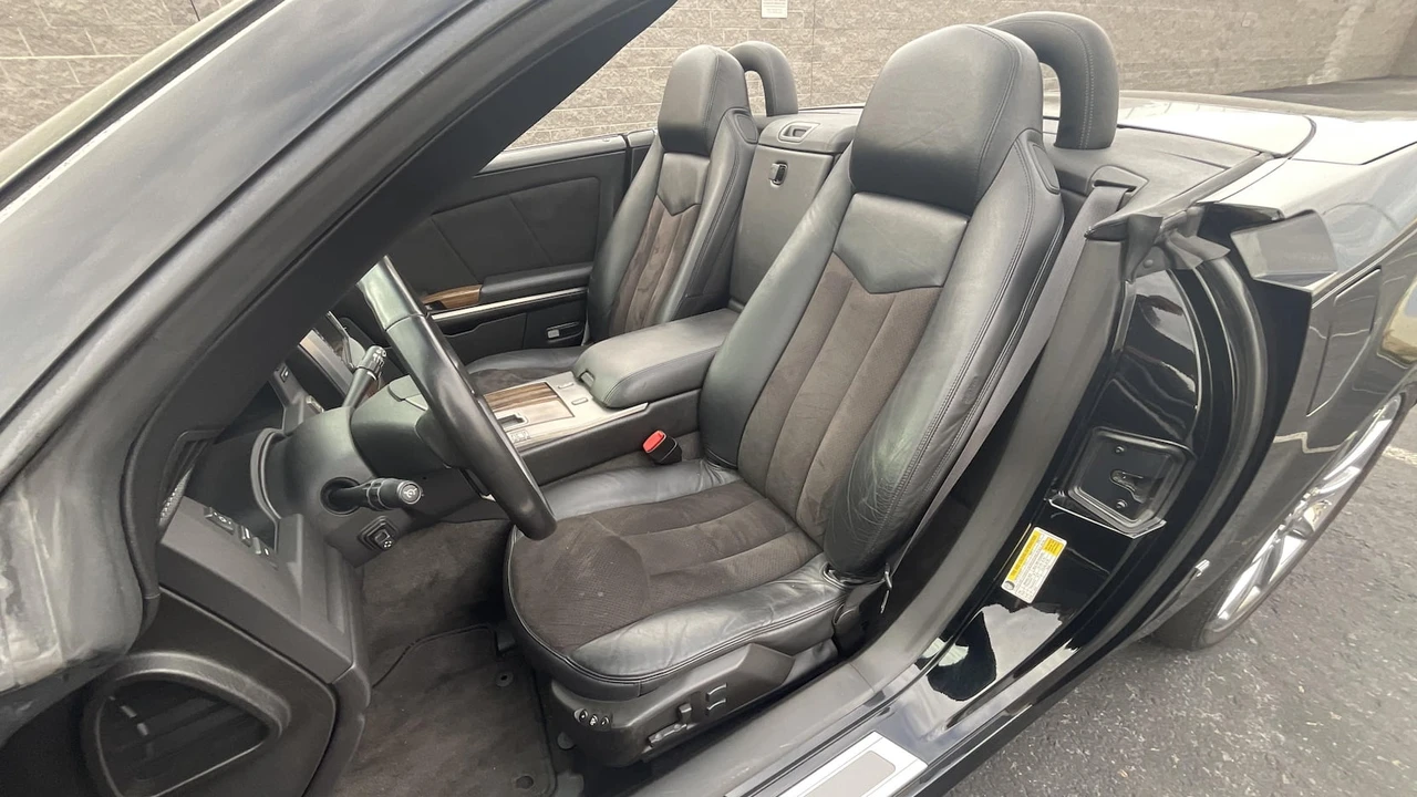 2008 Cadillac XLR-V - Image 4 of 12