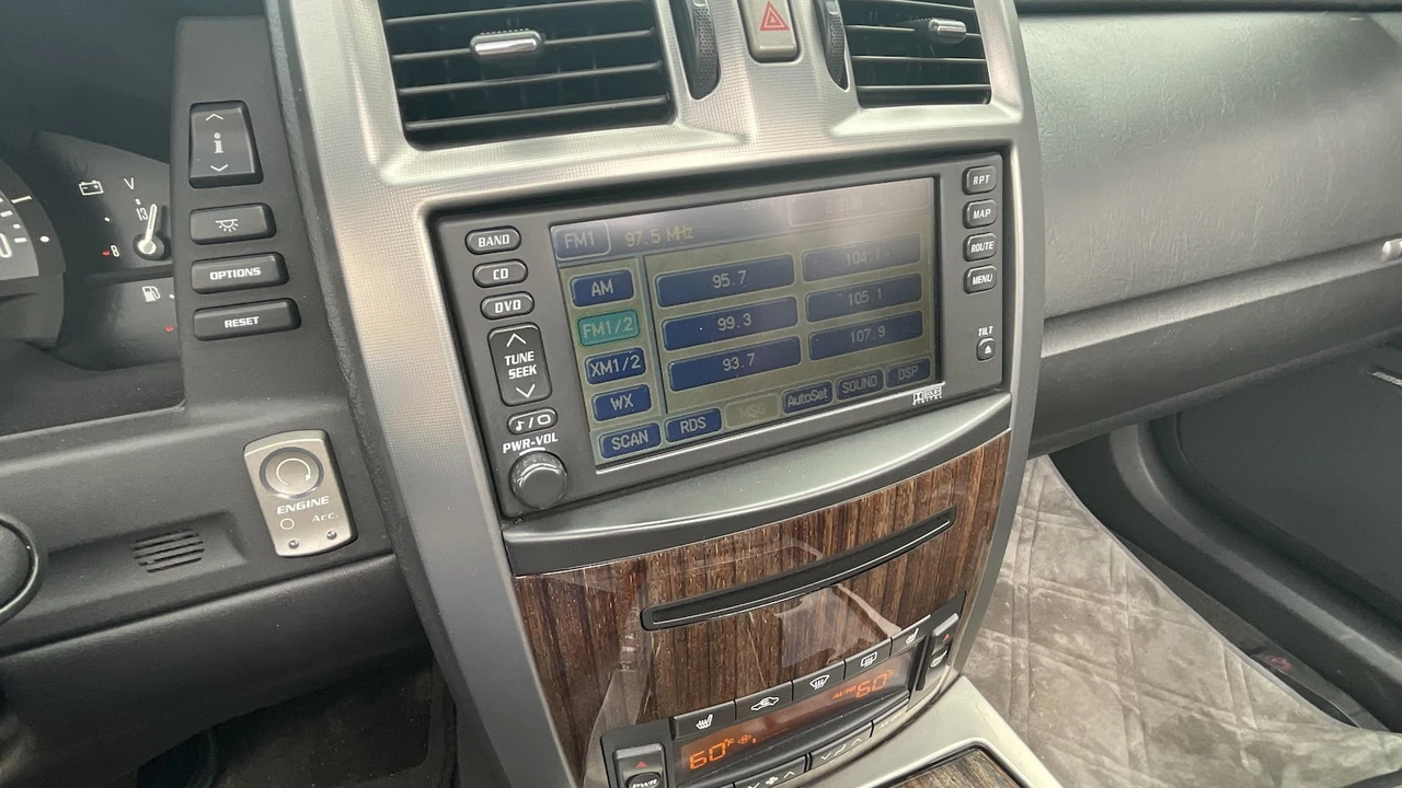 2008 Cadillac XLR-V - Image 7 of 12