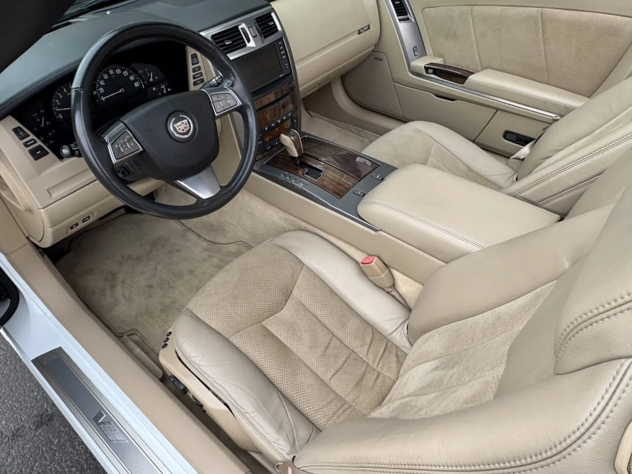 2008 Cadillac XLR-V - Image 11 of 14