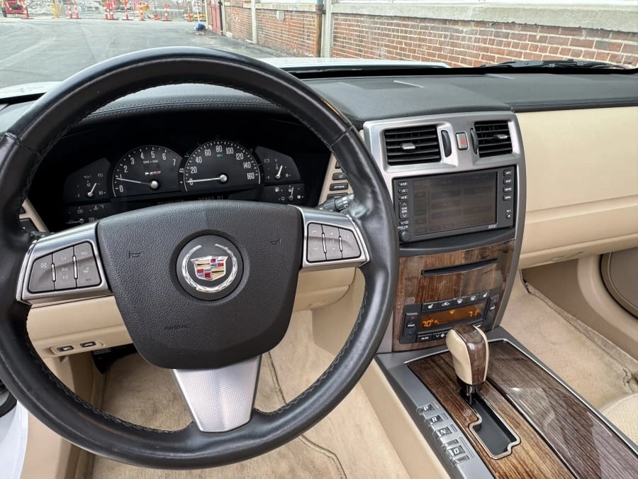 2008 Cadillac XLR-V - Image 9 of 14