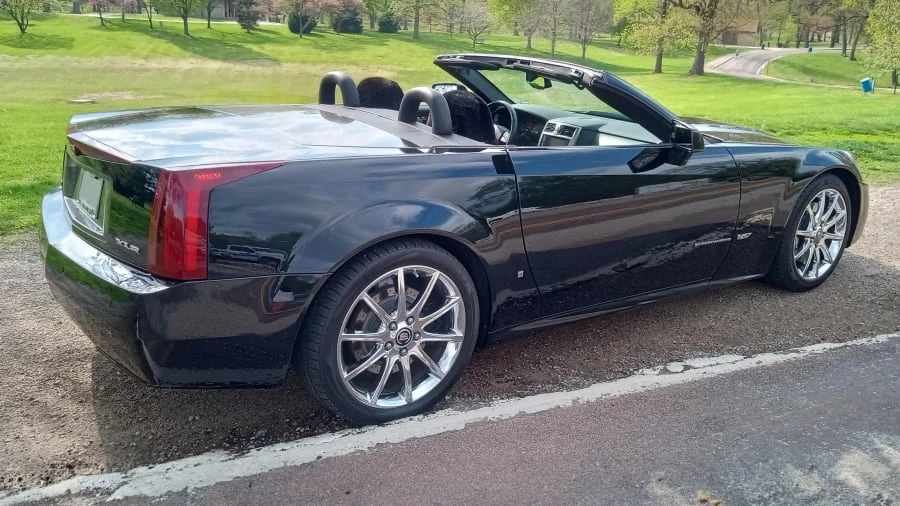 2008 Cadillac XLR-V - Image 3 of 27