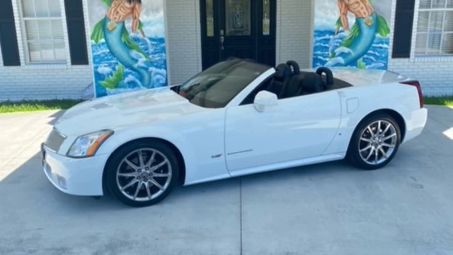 2008 Cadillac XLR-V - Image 4 of 12