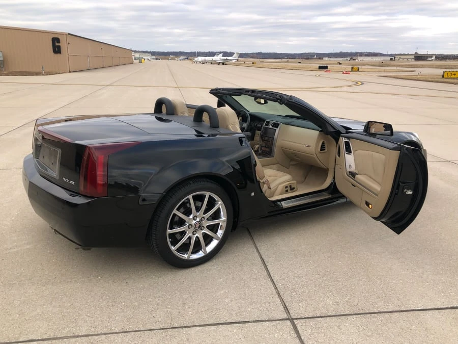 2008 Cadillac XLR-V - Image 7 of 9