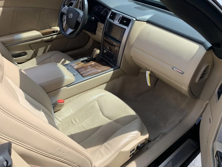 2008 Cadillac XLR-V - Image 5 of 10