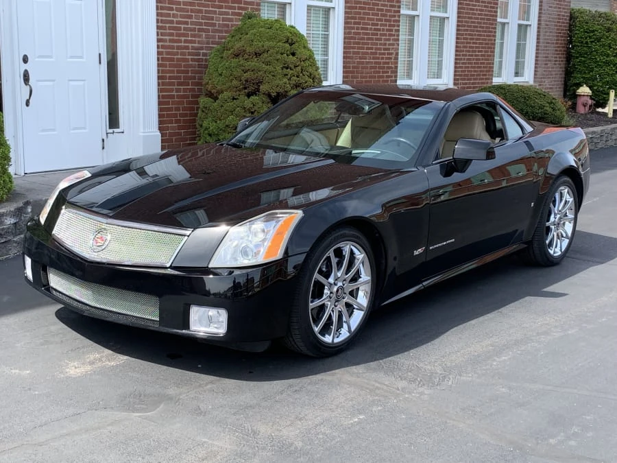 2008 Cadillac XLR-V - Image 8 of 10