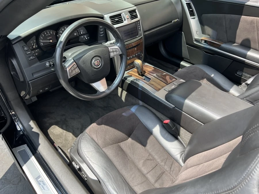 2008 Cadillac XLR-V - Image 10 of 12
