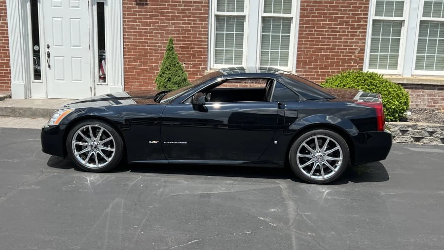 2008 Cadillac XLR-V - Image 5 of 12