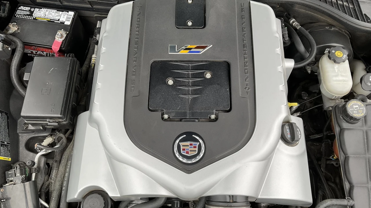 2008 Cadillac XLR-V - Image 12 of 16