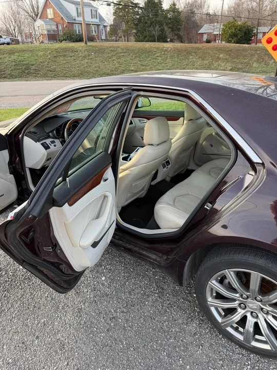 2008 Cadillac CT4 - Image 5 of 6