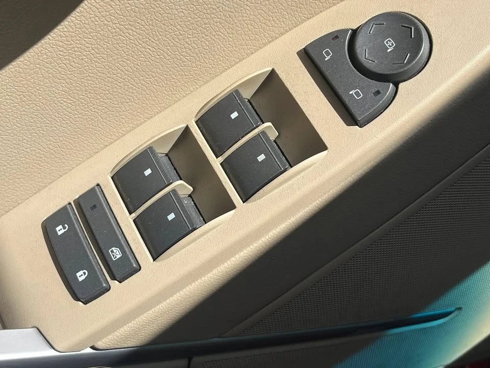 2008 Cadillac CTS 2nd Gen - Image 15 of 20