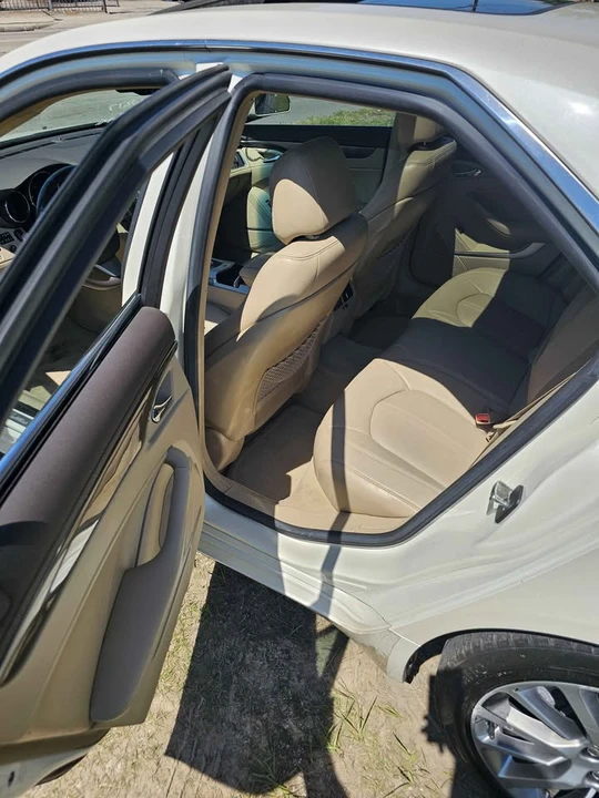 2008 Cadillac CTS 2nd Gen - Image 9 of 11