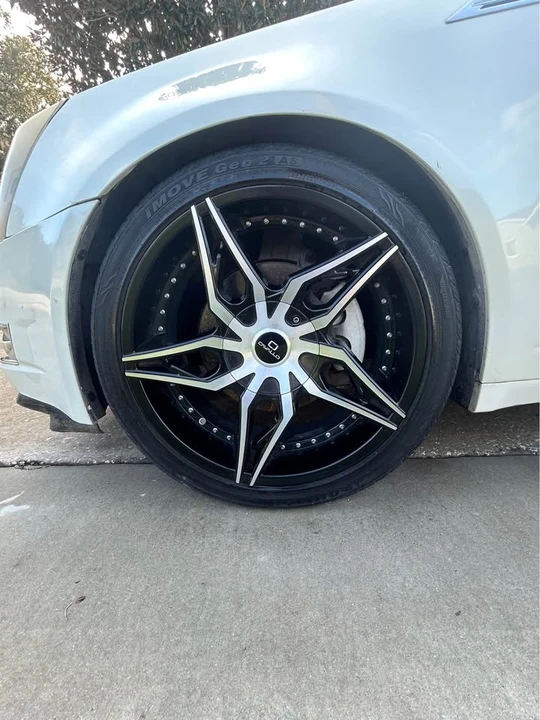 2008 Cadillac CTS 2nd Gen - Image 12 of 15