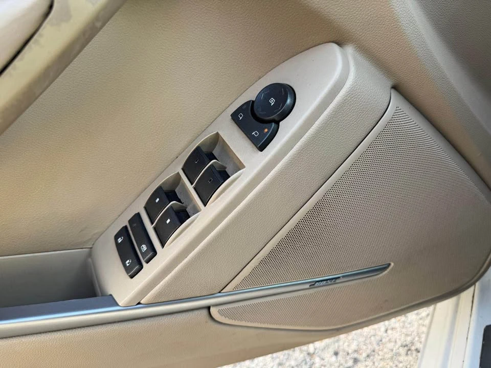 2008 Cadillac CTS 2nd Gen - Image 16 of 20