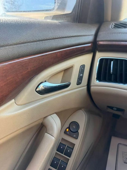 2008 Cadillac CTS 2nd Gen - Image 16 of 18